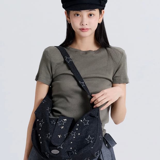 마크니 스타 숄더백