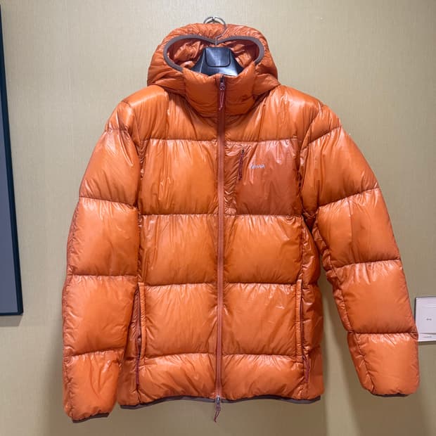 난가 롯지 다운 후디 패딩