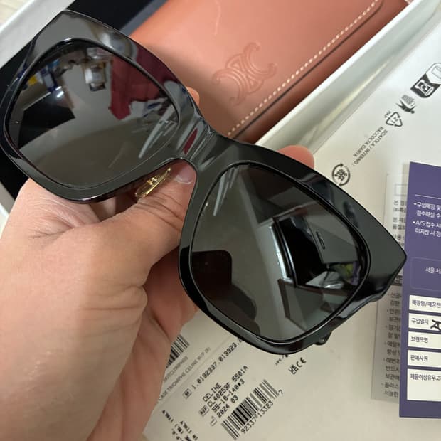 셀린느 트리옹프 09 선글라스