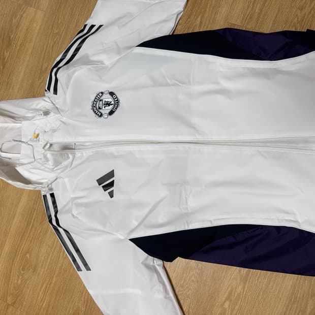 아디다스 맨체스터 유나이티드 올웨더 우븐 재킷 맨유 바람막이