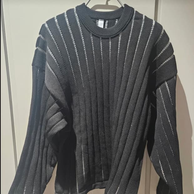 CFCL /유니섹스/ 탑/블랙&실버