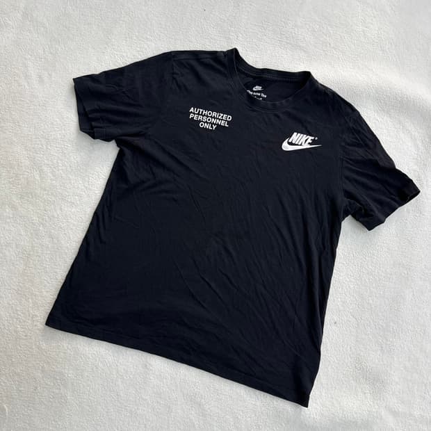 XL 나이키 오서라이즈 반팔티 (수축) 0331T