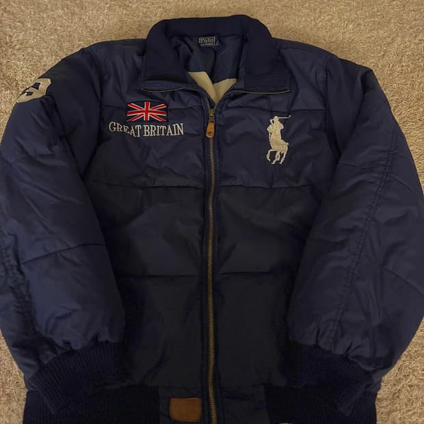폴로 빅포니 브리튼 패딩 판매합니다