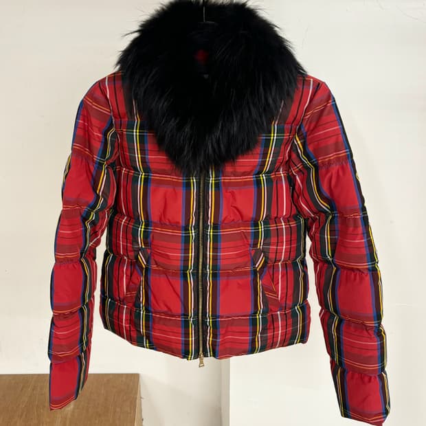 모스키노 레드 체크 패턴 푸퍼 재킷