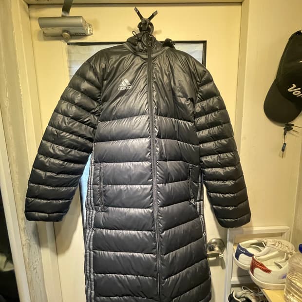 아디다스 롱패딩 105사이즈 