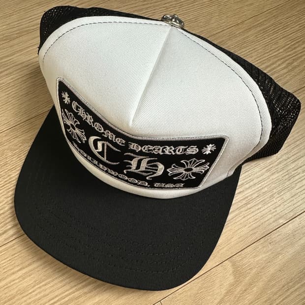 크롬하츠 CH 할리우드 트러커햇 블랙 화이트 새상품