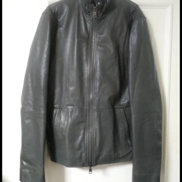 아르마니 익스체인지 리얼레더