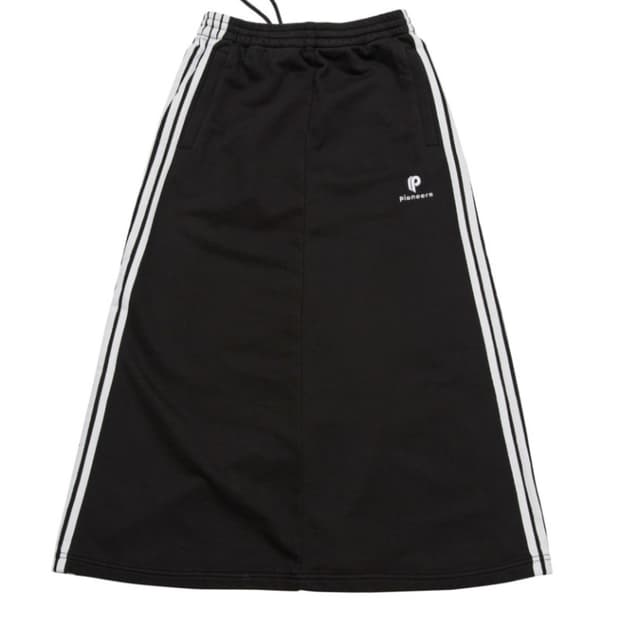 Pioneers track long skirt