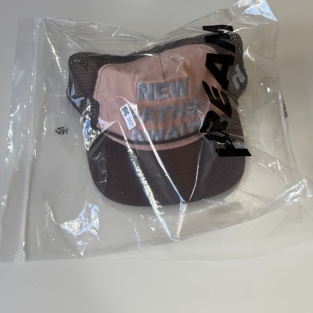 우주X알렉스조노 볼캡