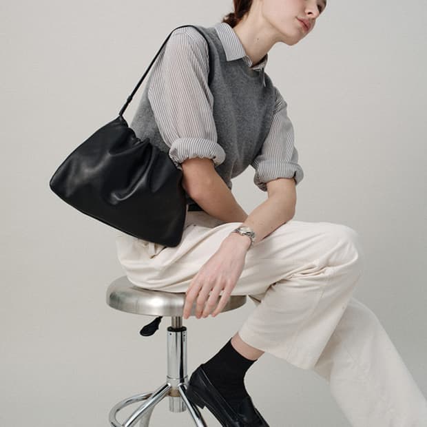 낫띵리튼 스트라이프 셔츠