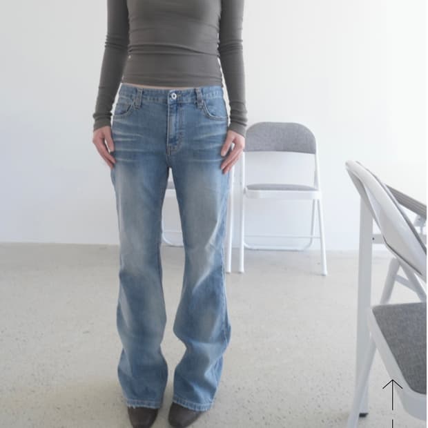 애프터먼데이 부츠컷 데님