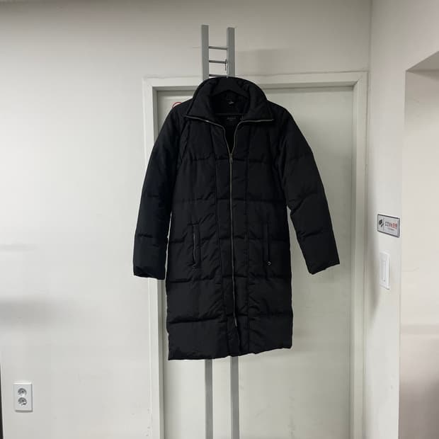 막스마라 위켄드 블랙 롱패딩 32(W)