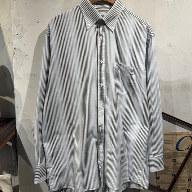 Burberry vertical striped shirt