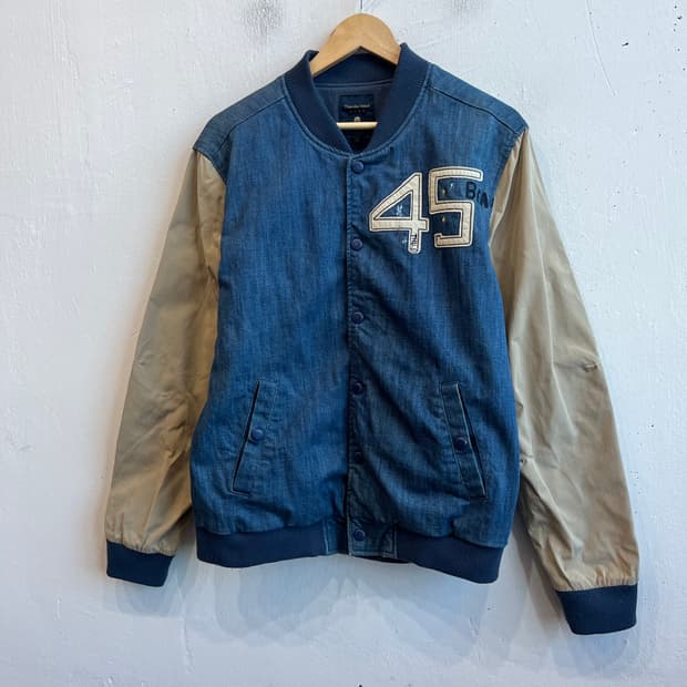 써스데이아일랜드 데님 바시티 자켓 105