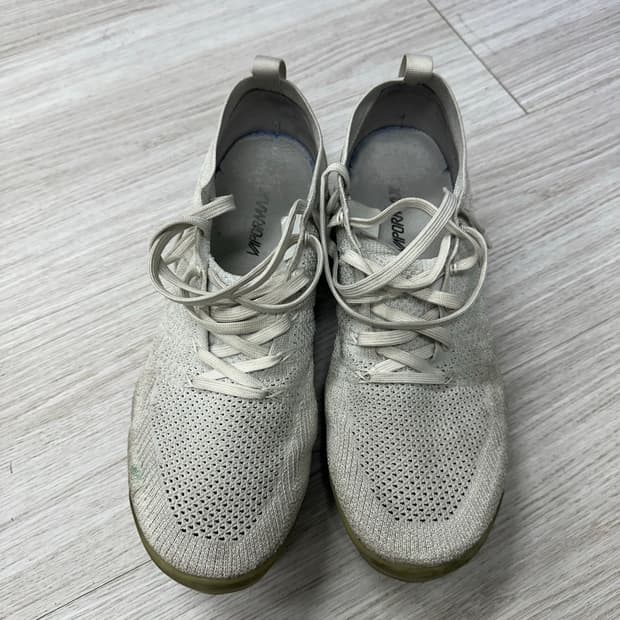 나이키 에어 베이퍼맥스 플라이니트 2 라이트본