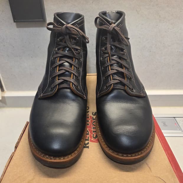 레드윙 9060 벡맨 플랫박스 8.5