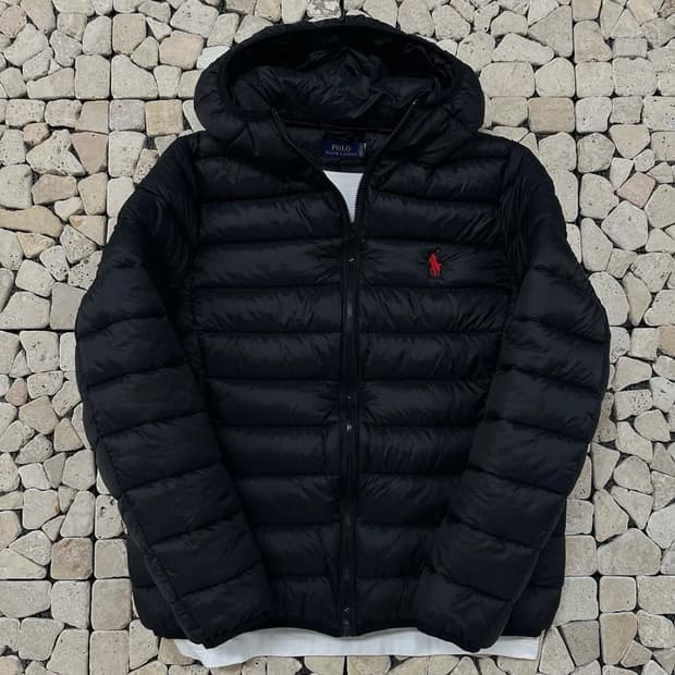 폴로 경량패딩