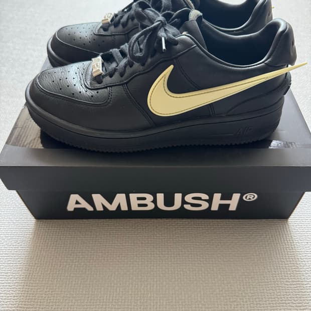 나이키 앰부쉬포스 255mm