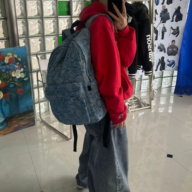 last one/ milo milo back pack
