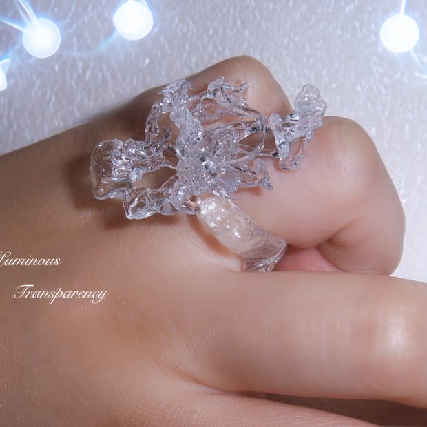 ⌁𓈒𓂂∘˚˳°𓂂𓈒⌁Luminous Transparency 𓇼