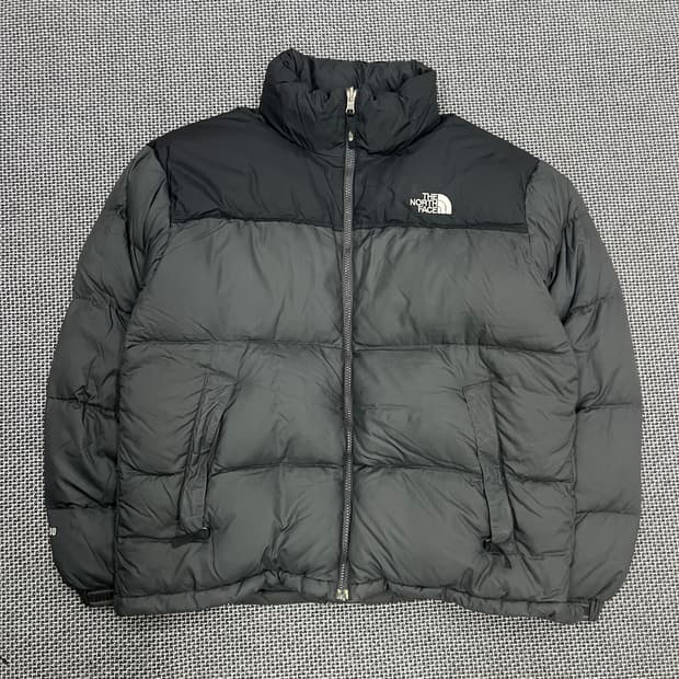 노스페이스 그레이 눕시 700 패딩