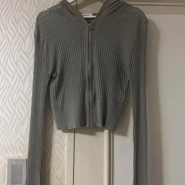 애즈온 후드집업