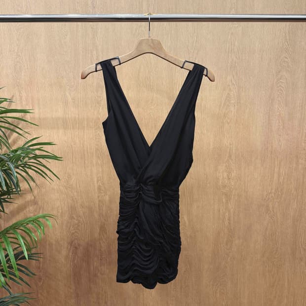 아르마니 익스체인지 슬리브리스 미니 원피스 셔링 디테일 딥브이 블랙