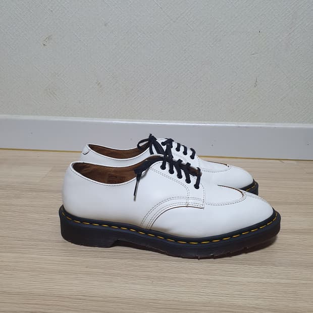 닥터마틴 2046 빈티지 로퍼 270