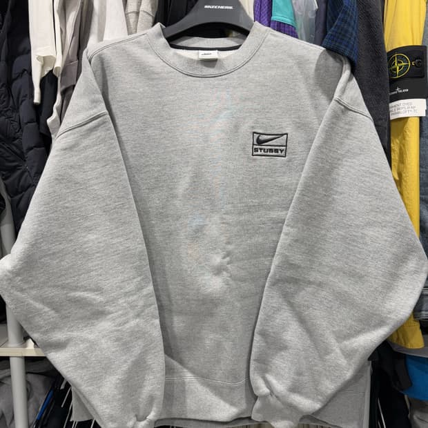 나이키 x 스투시 NRG 플리스 크루넥 다크 그레이 헤더