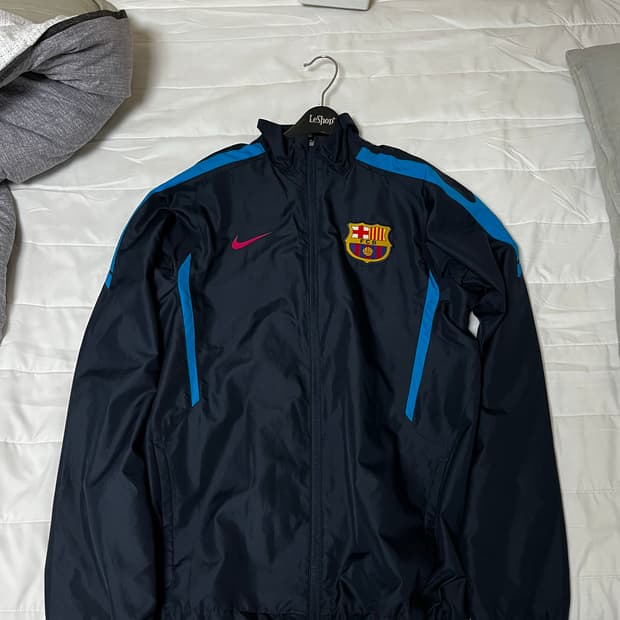 나이키 바르셀로나 스톰핏 바람막이