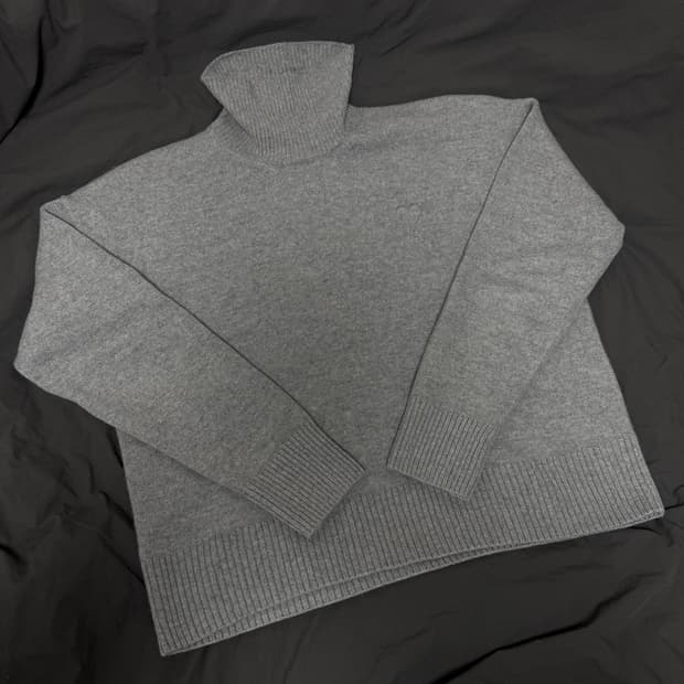 아미 드 꾀흐 그레이 울 캐시미어 터틀넥 니트 스웨터 M 사이즈