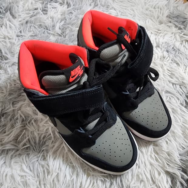 나이키 SB 덩크 미드 프로 '블랙 미디움 그레이