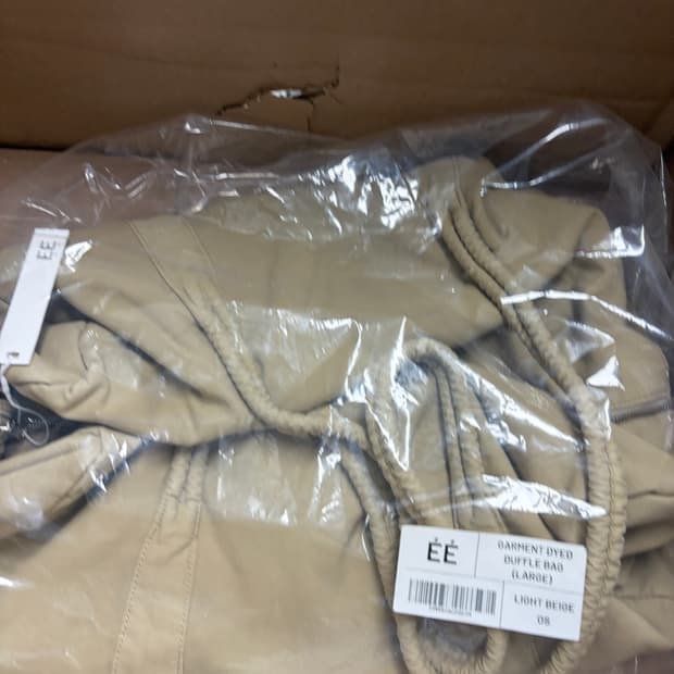 누마레ee 가먼트 다이드 더플백 라지 베이지 미개봉 새제품 판매