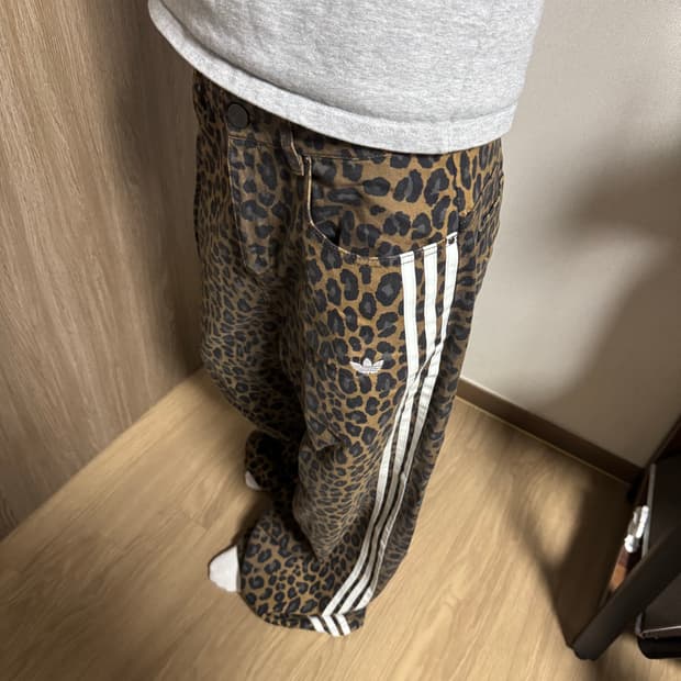 아디다스 데님 루즈 팬츠 레오파드(KA2680)