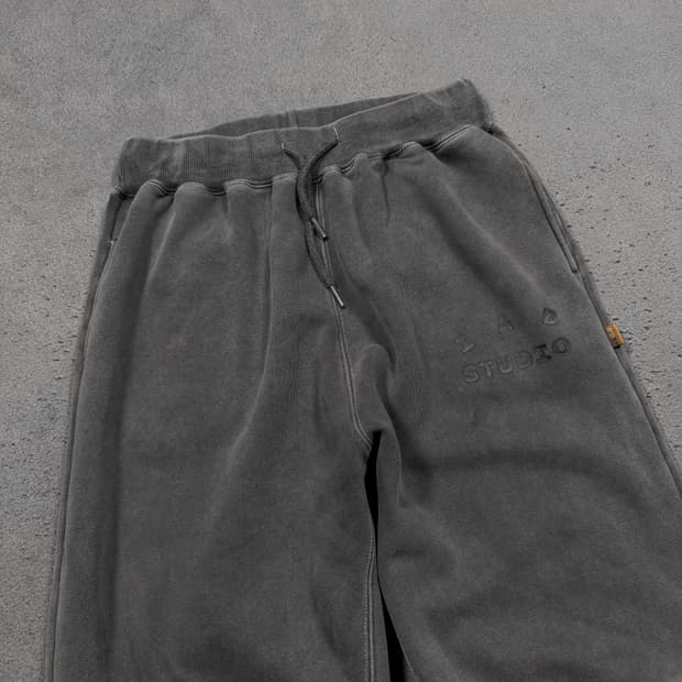 IAB STUDIO 아이앱 스튜디오 블록 피그먼트 스웻 팬츠