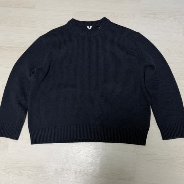 아르켓 헤비니트 울 스웨터 네이비