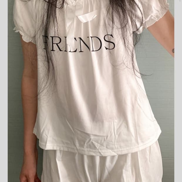 샵페어리 friends 블라우스