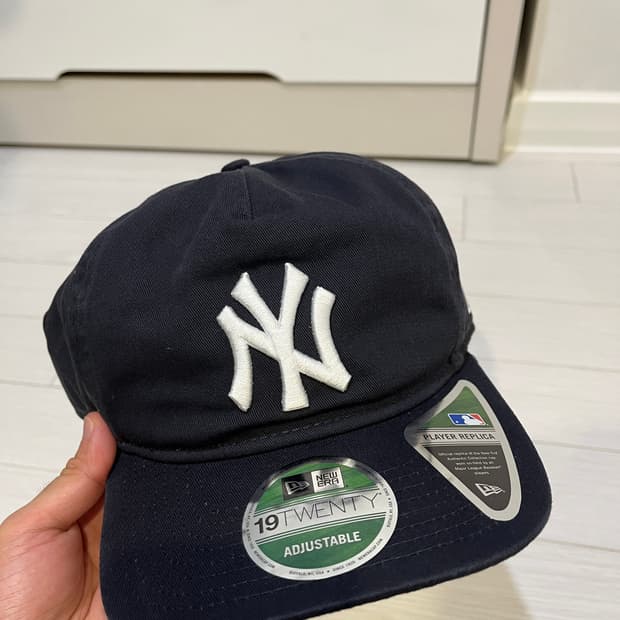 뉴에라 19twenty 5패널 스냅백 양키스