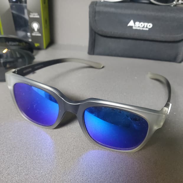 Volcom 편광 선글라스