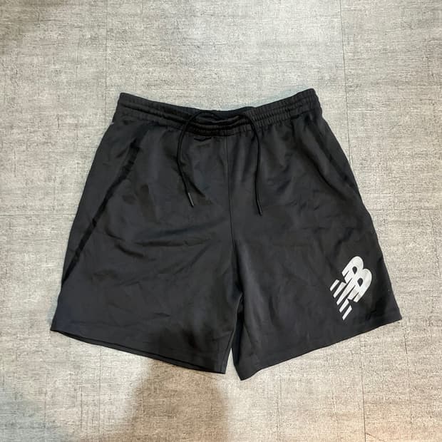 Newbalance 뉴발란스 올드스쿨스트릿 하프팬츠 반바지