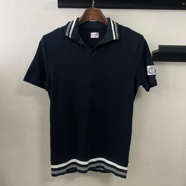 몽클레어 네이비 카라티 s