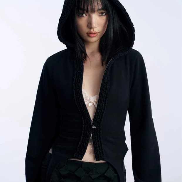 노드레스 데빌 후드집업 XS/S 구해요