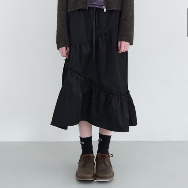 엔조블루스 코튼 셔링 스커트