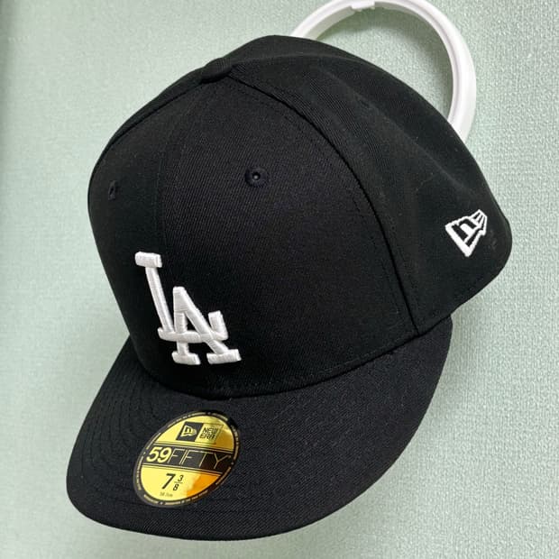 뉴에라 LA 다저스 베이직 피티드캡 블랙ㅣMLB 사이즈캡 야구 모자 볼캡