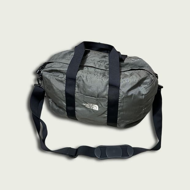 노스페이스 립스탑 나일론 그레이 더플백