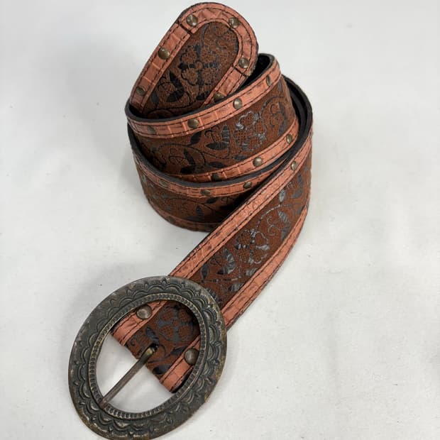 빈티지 웨스턴 오리엔탈 큐빅 레더 버클 벨트