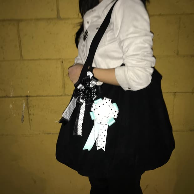 핸드메이드 로제트 착샷