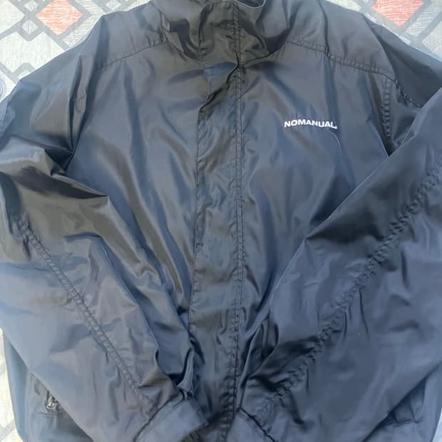 [급처] 노매뉴얼 바람막이