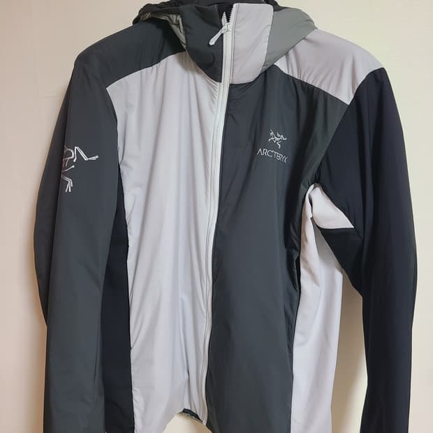 아크테릭스 빔즈 아톰 후디