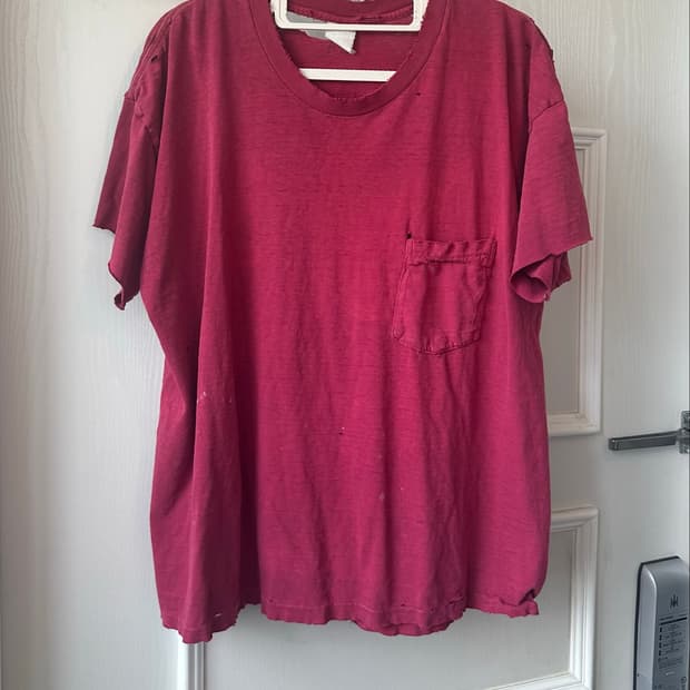 90s thrashed pocket t shirt